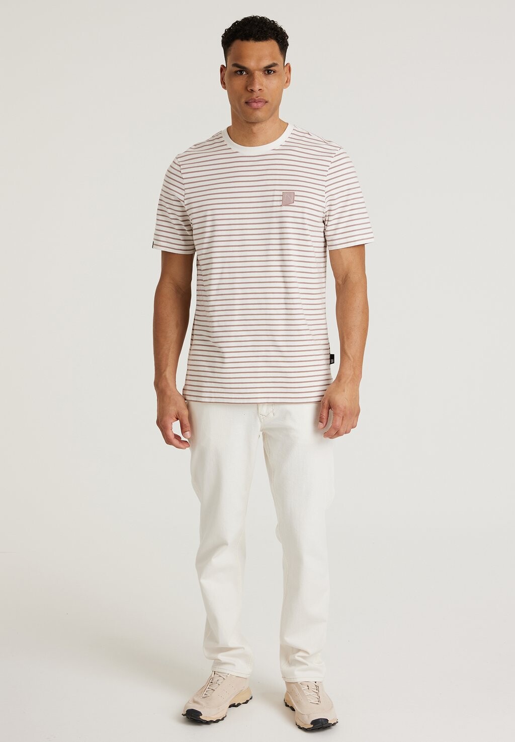 Футболка с принтом Shore CHASIN', розовая
Футболка с принтом Shore CHASIN', розовая