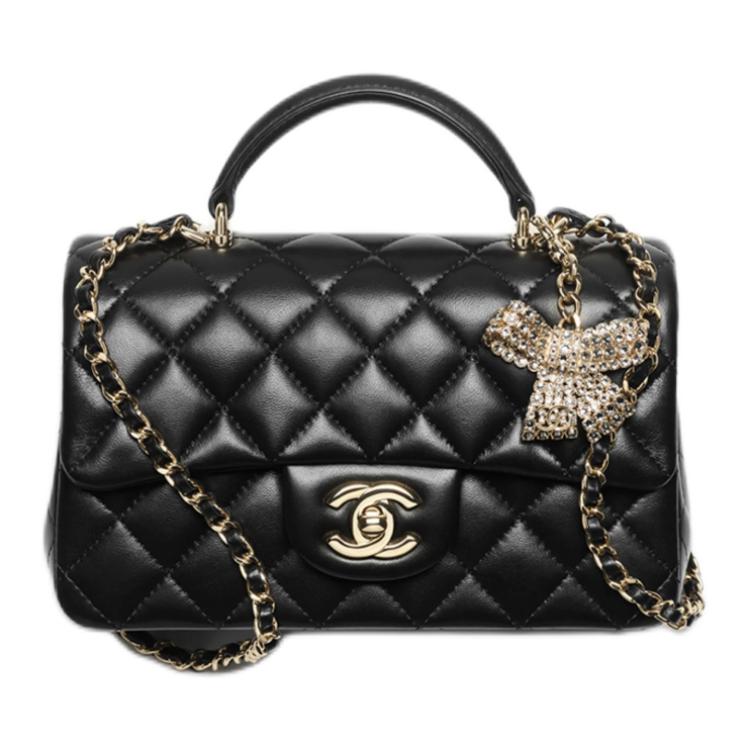 CHANEL Миниатюрная женская сумка из ягненка черная
CHANEL Миниатюрная женская сумка из ягненка черная
