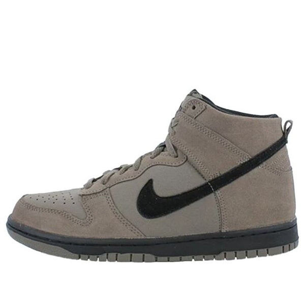 Кроссовки данк высокие Nike, коричневый
Кроссовки данк высокие Nike, коричневый