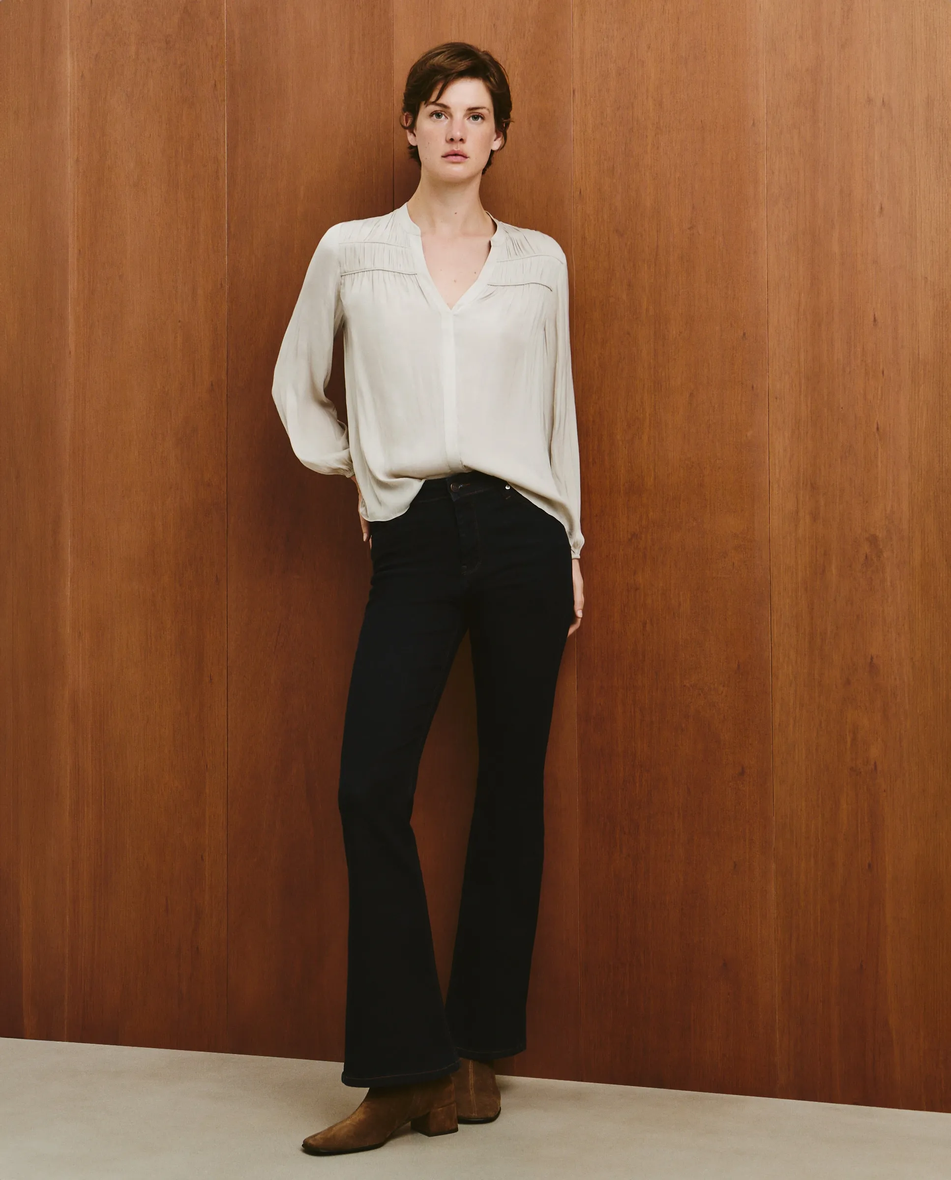 Женские джинсы-клеш Southern Cotton, нежно-синий
Женские джинсы-клеш Southern Cotton, нежно-синий