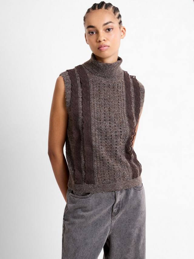 Kezia джемпер без рукавов с кружевной отделкой French Connection, Brown/Multi
Kezia джемпер без рукавов с кружевной отделкой French Connection, Brown/Multi