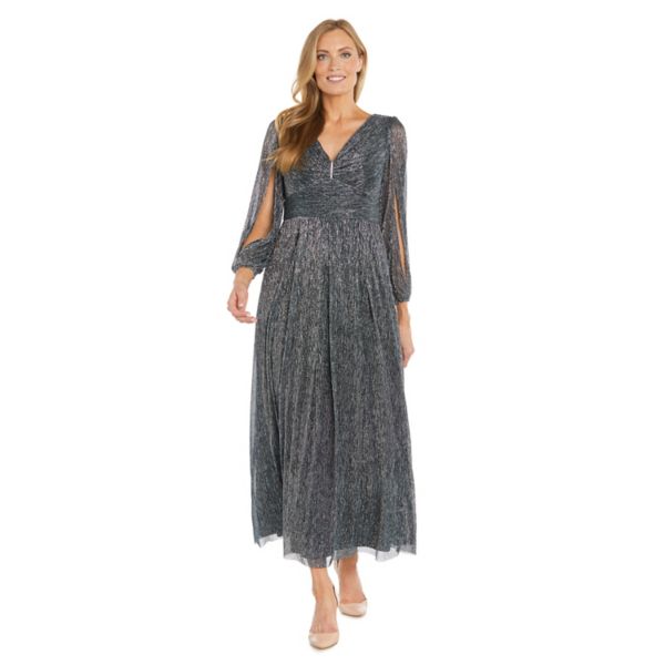 Женское длинное плиссированное платье с отделкой стразами и длинными рукавами. R&M Richards, цвет gunmetal
Женское длинное плиссированное платье с отделкой стразами и длинными рукавами. R&M Richards, цвет gunmetal