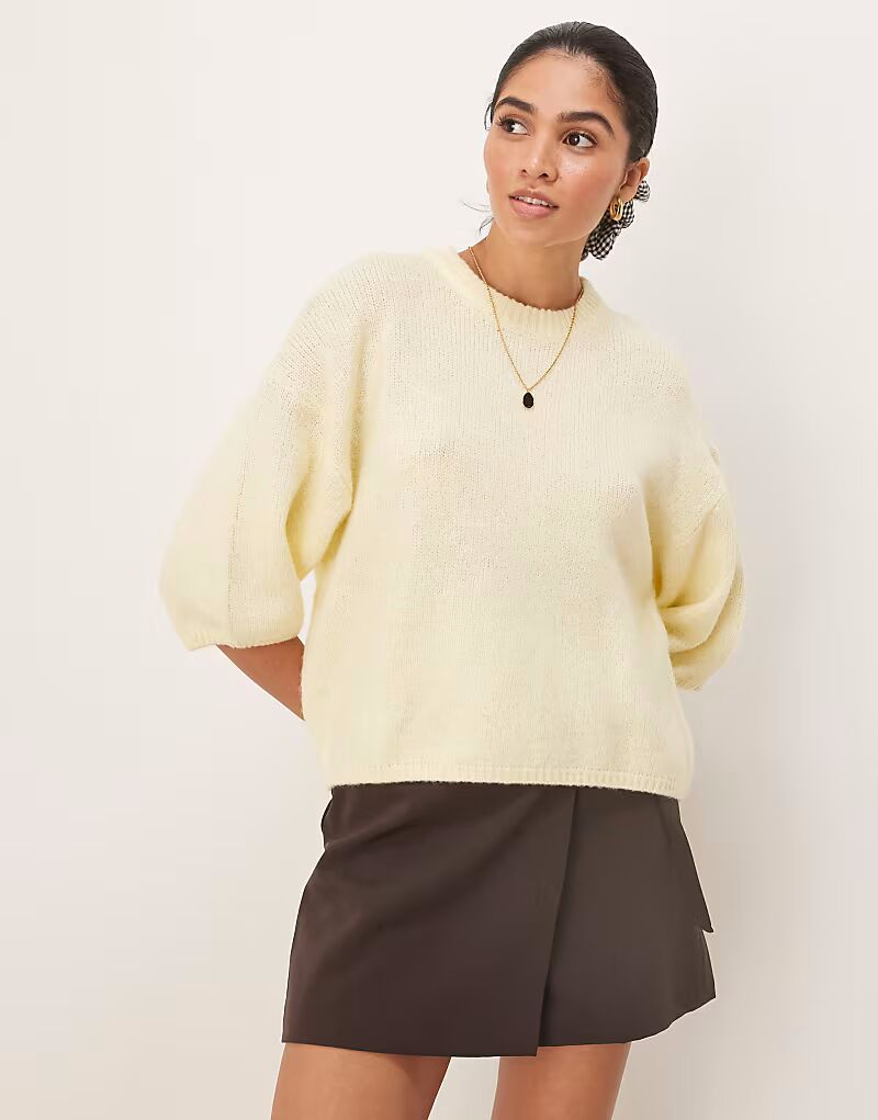 Трикотажный топ с короткими рукавами, круглым вырезом и рукавами-буфами, цвет сливочно-желтый Gina Tricot
Трикотажный топ с короткими рукавами, круглым вырезом и рукавами-буфами, цвет сливочно-желтый Gina Tricot