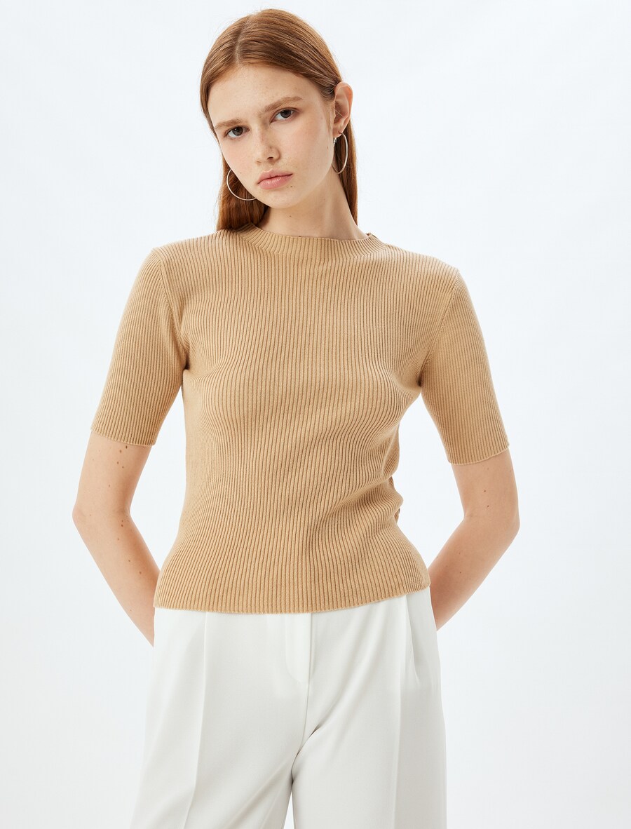 Свитер Koton, светло-коричневый
Свитер Koton, светло-коричневый