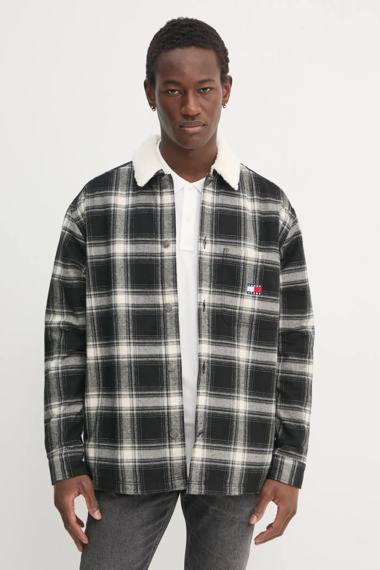 Куртка Tommy Jeans, черный
Куртка Tommy Jeans, черный