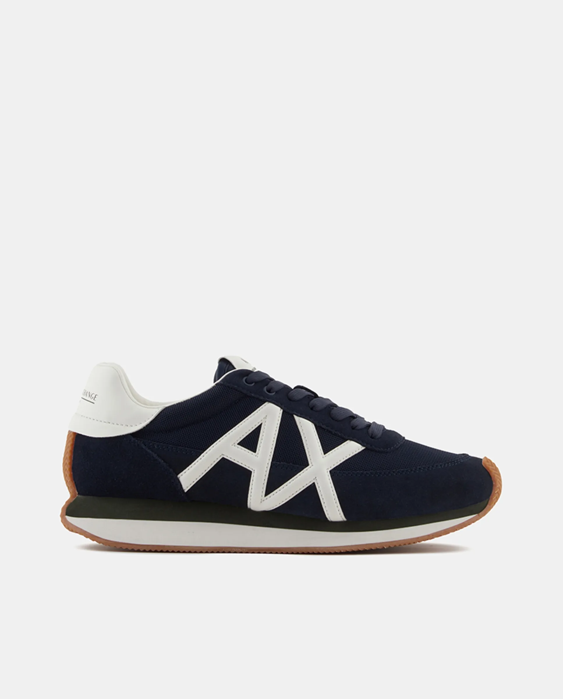 Мужские кроссовки "Royale" в стиле ретро-раннинг с боковым логотипом Armani Exchange, темно-синий
Мужские кроссовки "Royale" в стиле ретро-раннинг с боковым логотипом Armani Exchange, темно-синий