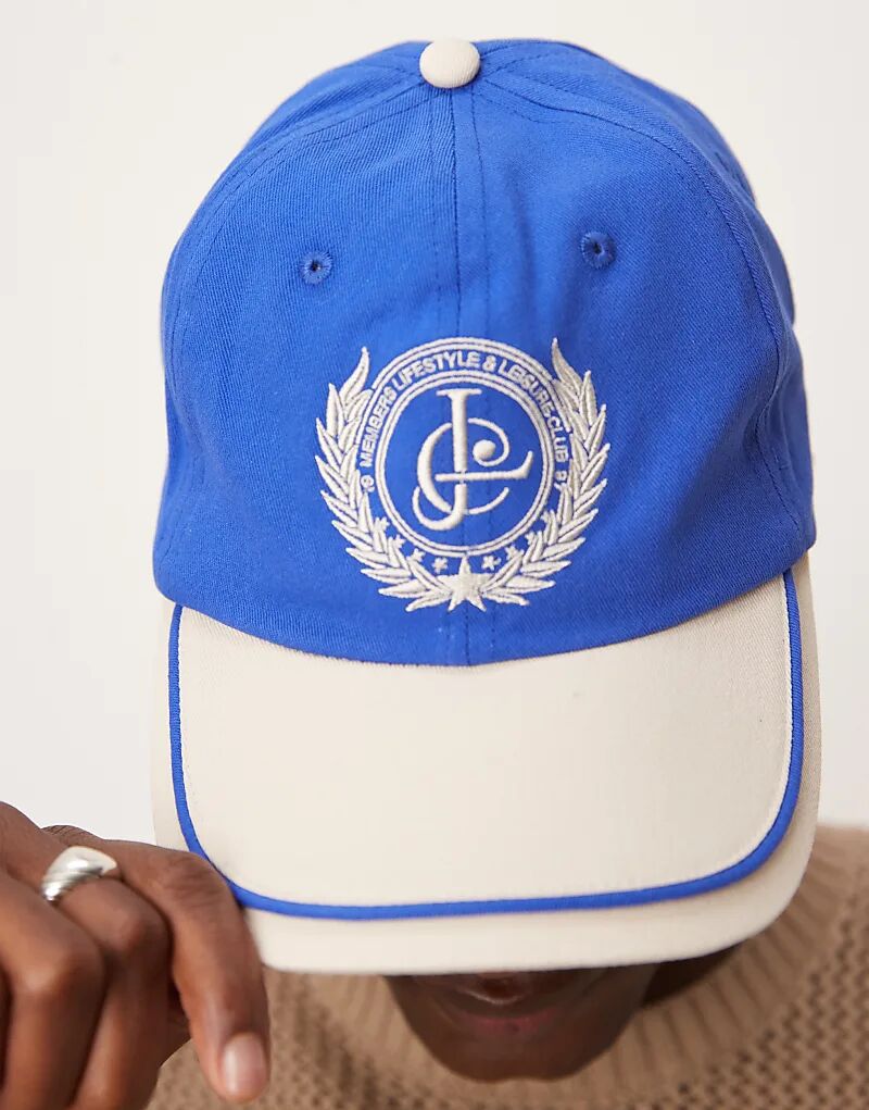 Кепка с графическим принтом от ASOS DESIGN в синих и бежевых тонах
Кепка с графическим принтом от ASOS DESIGN в синих и бежевых тонах