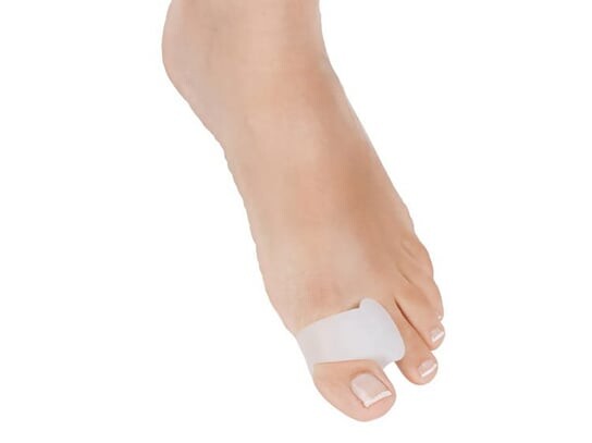 Туфли на танкетке с кольцом, белые, размер L, FootService
Туфли на танкетке с кольцом, белые, размер L, FootService