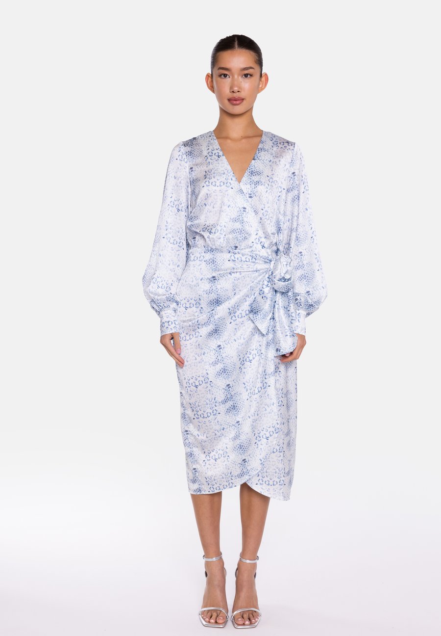 Платье Glamorous Day dress, White Blue Animal/White
Платье Glamorous Day dress, White Blue Animal/White