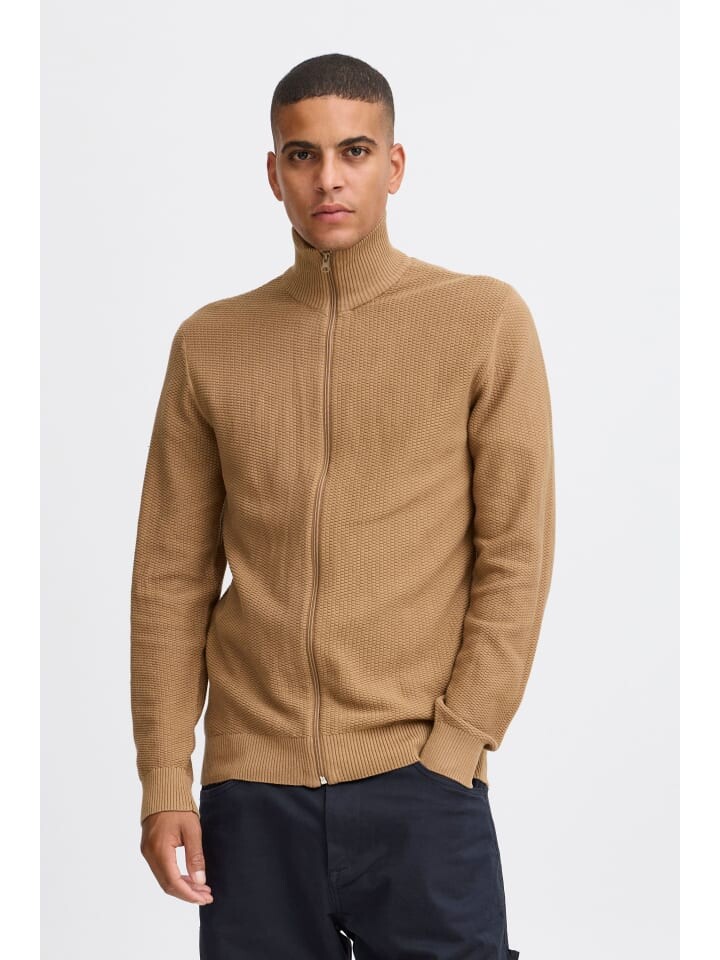 Кардиган BLEND Strickjacke, коричневый
Кардиган BLEND Strickjacke, коричневый