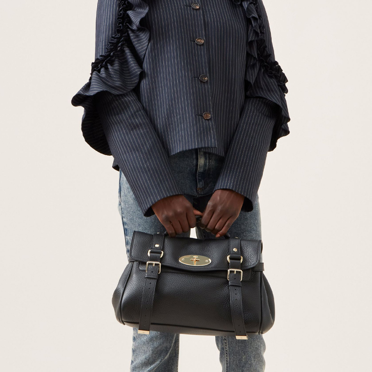 Сумка кросс-боди Alexa Twist Lock Mulberry, basic set (bag+dust bag)
Сумка кросс-боди Alexa Twist Lock Mulberry, basic set (bag+dust bag)