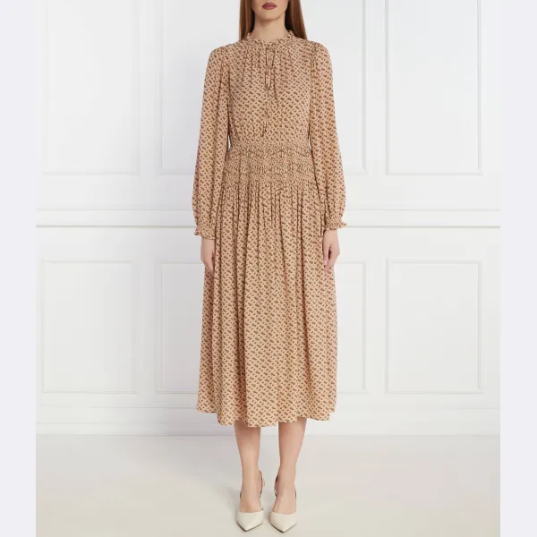 Платье сота Boss, бежевый
Платье сота Boss, бежевый