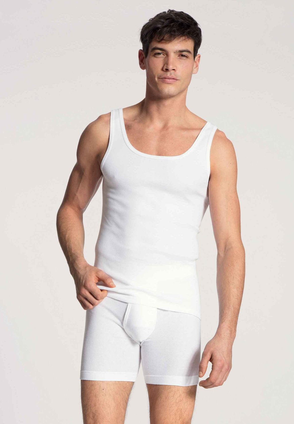 Базовый слой ATHLETIC-SHIRT Calida, белый
Базовый слой ATHLETIC-SHIRT Calida, белый