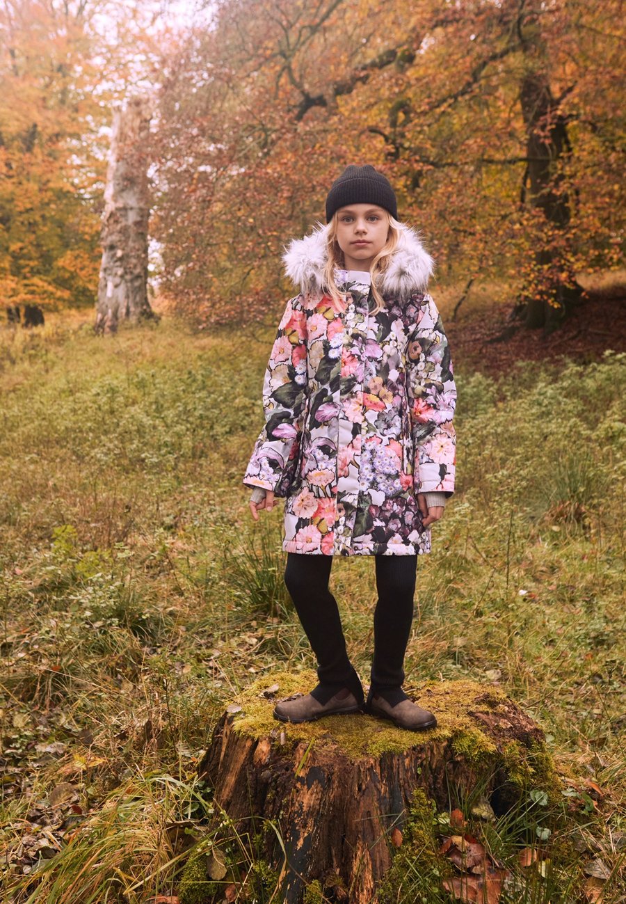 Зимнее пальто Molo PEACE JACKET, Multi-Coloured
Зимнее пальто Molo PEACE JACKET, Multi-Coloured