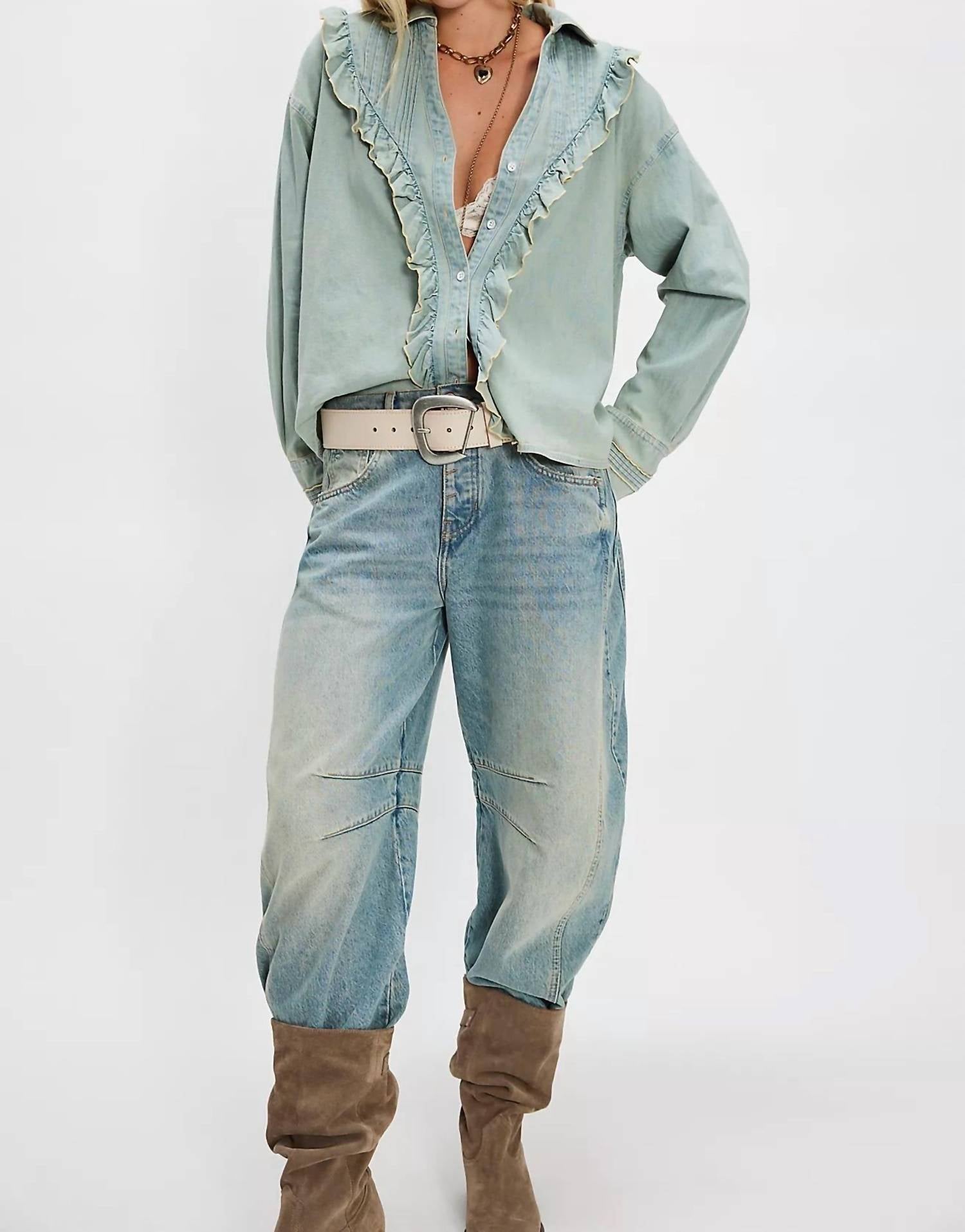 Топ с рваными краями и оборками, оттенок Vintage Tint Wash We The Free, Vintage Tint Wash
Топ с рваными краями и оборками, оттенок Vintage Tint Wash We The Free, Vintage Tint Wash