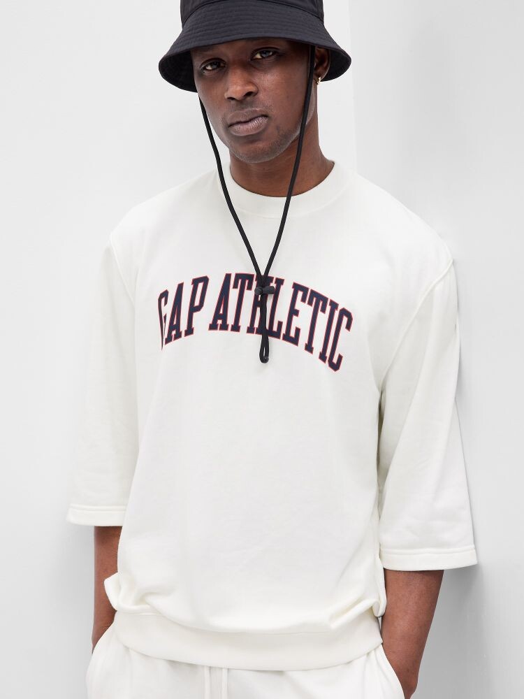 Толстовка с короткими рукавами Gap, белый
Толстовка с короткими рукавами Gap, белый