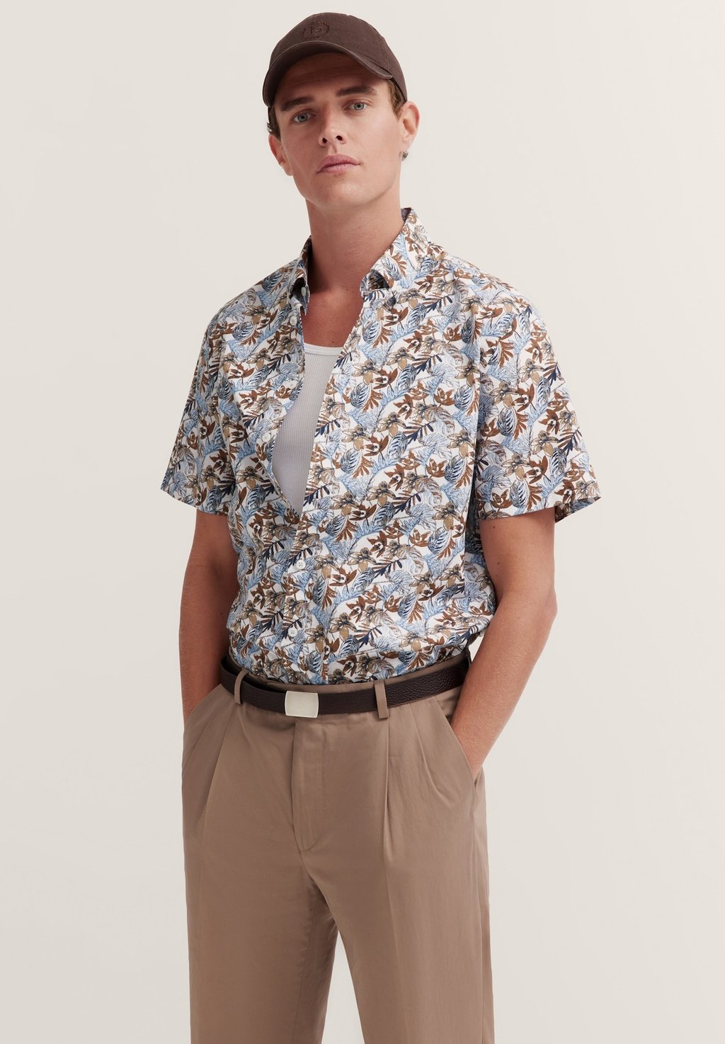 Рубашка bugatti, серо-коричневый
Рубашка bugatti, серо-коричневый