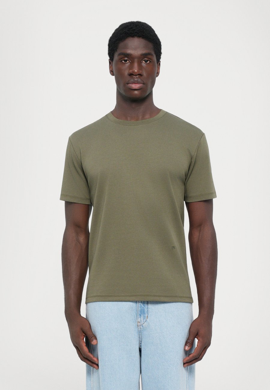 Футболка The Kooples SLIM FIT, Khaki, Хаки, Футболка The Kooples SLIM FIT, Khaki
Футболка The Kooples SLIM FIT, Khaki, Хаки, Футболка The Kooples SLIM FIT, Khaki