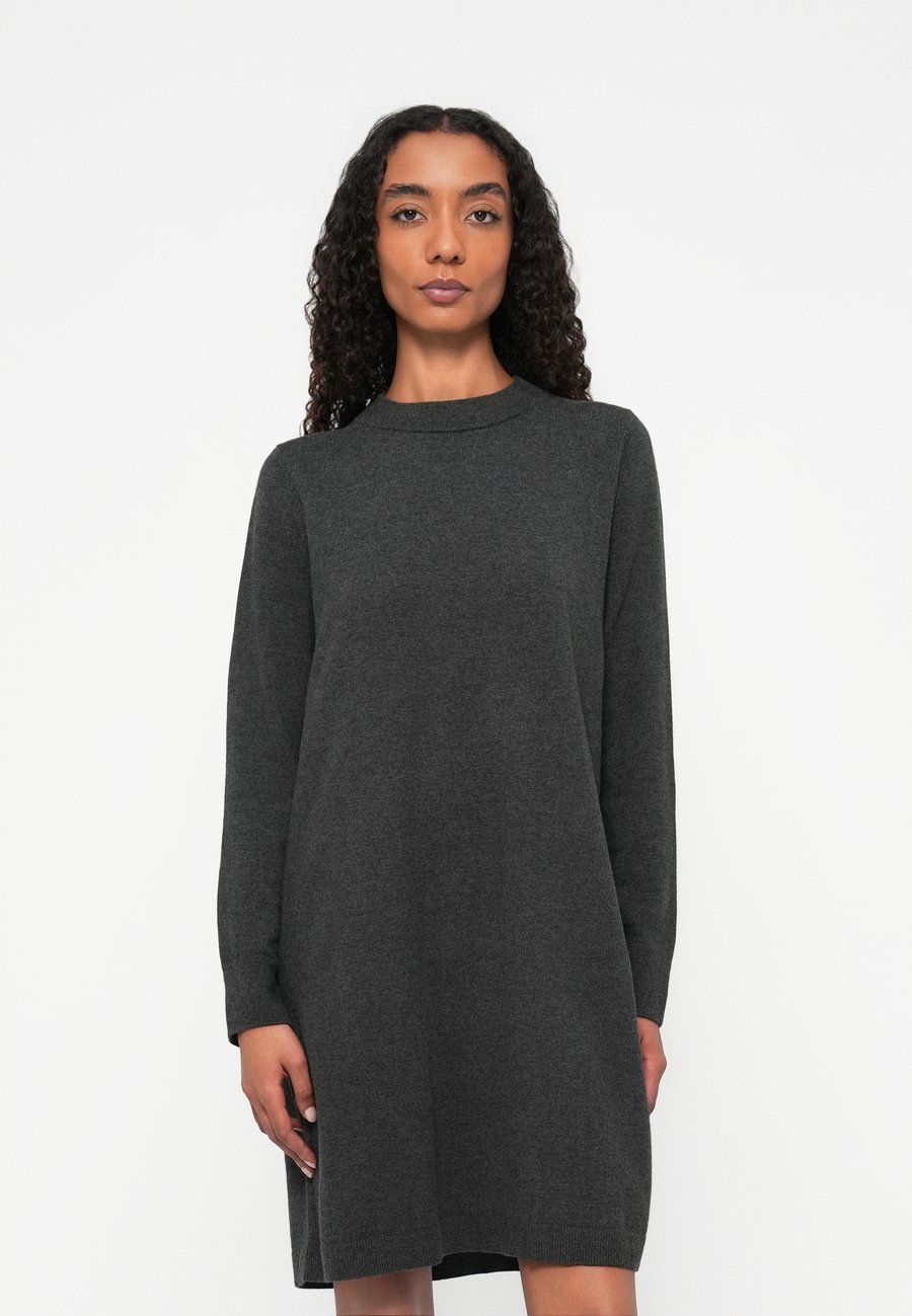 Платье Marc O'Polo DENIM DRESS LONGSLEEVE CREW NECK, Anthra Melange/Dark Grey
Платье Marc O'Polo DENIM DRESS LONGSLEEVE CREW NECK, Anthra Melange/Dark Grey