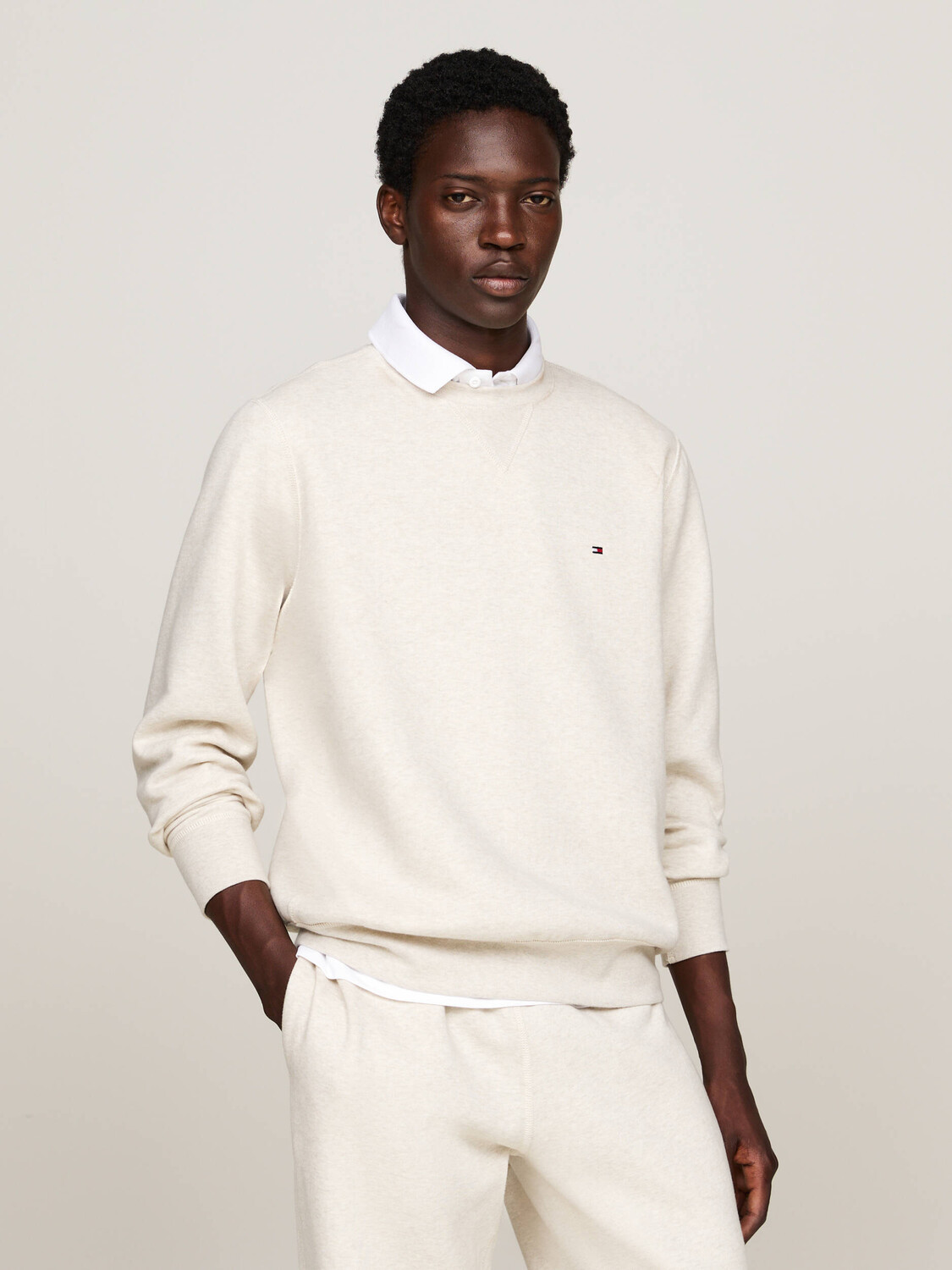 Толстовка Tommy Hilfiger Regular Fit, кремовый
Толстовка Tommy Hilfiger Regular Fit, кремовый