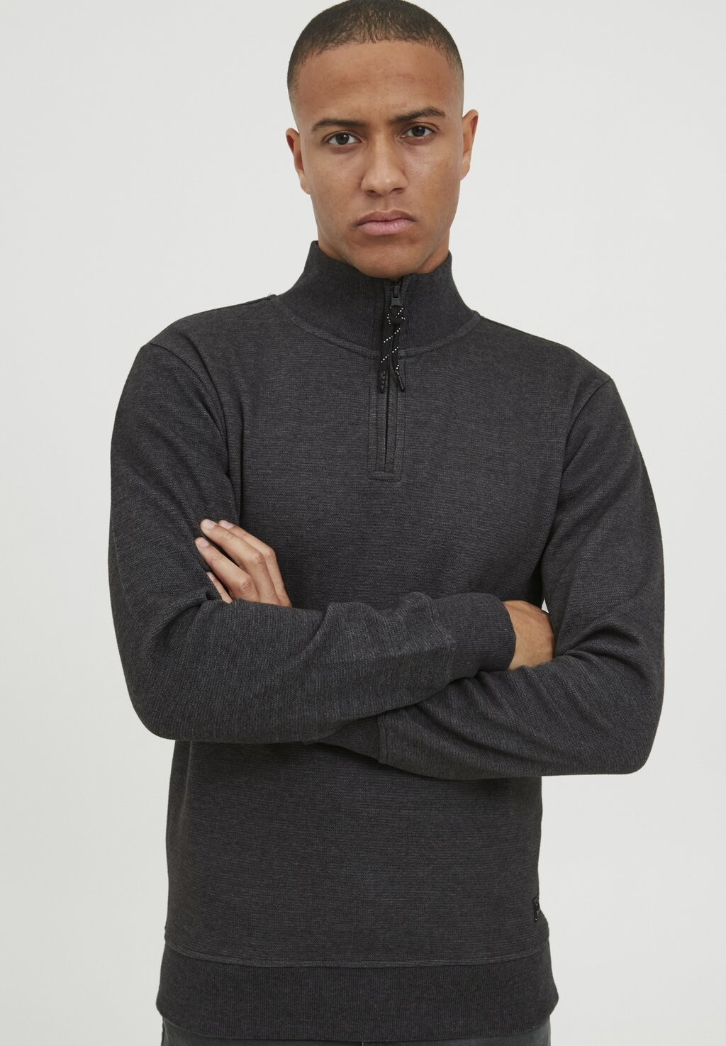 Свитер Prpablito 11 Project, цвет dark grey melange
Свитер Prpablito 11 Project, цвет dark grey melange