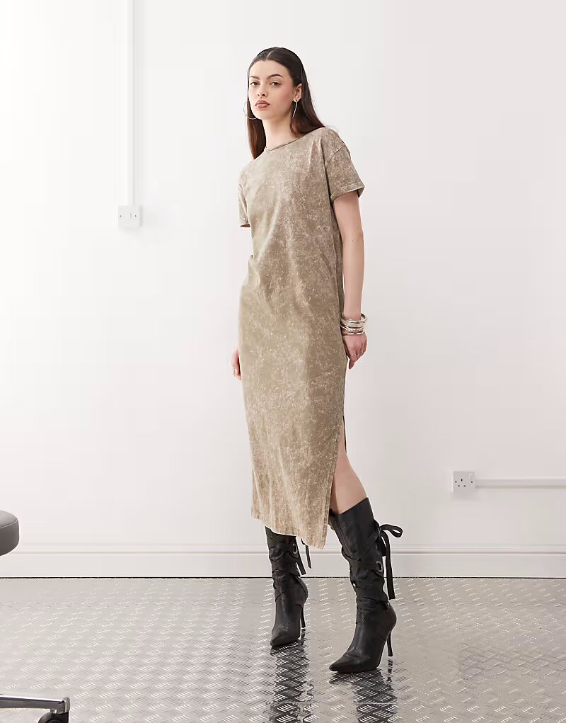 Платье-футболка Noisy May Midaxi с разрезом в цвете «стираный шалфей»
Платье-футболка Noisy May Midaxi с разрезом в цвете «стираный шалфей»