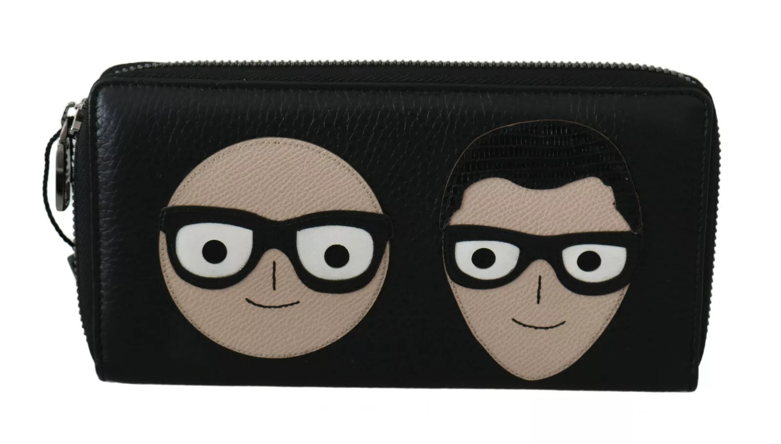 Черный кожаный мужской кошелек на молнии #DGFAMILY Continental Dolce & Gabbana
Черный кожаный мужской кошелек на молнии #DGFAMILY Continental Dolce & Gabbana