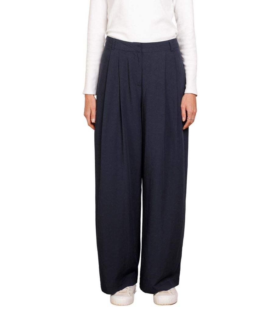 Женские широкие брюки с драпировкой Celtic & Co, Dark navy
Женские широкие брюки с драпировкой Celtic & Co, Dark navy