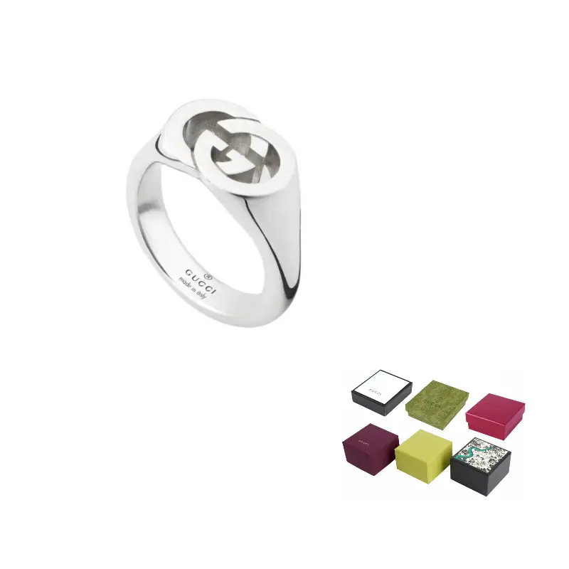Кольцо Interlocking signet GUCCI, серебряный
Кольцо Interlocking signet GUCCI, серебряный
