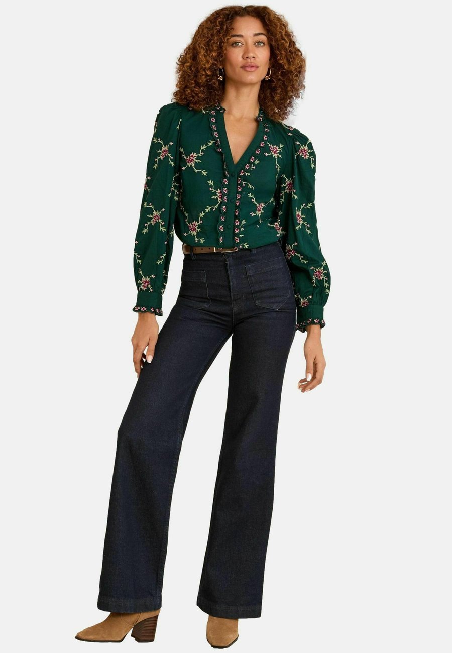 Блуза Love & Roses REGULAR FIT -EMBROIDERED NOTCH NECK LONG SLEEVE, Green
Блуза Love & Roses REGULAR FIT -EMBROIDERED NOTCH NECK LONG SLEEVE, Green