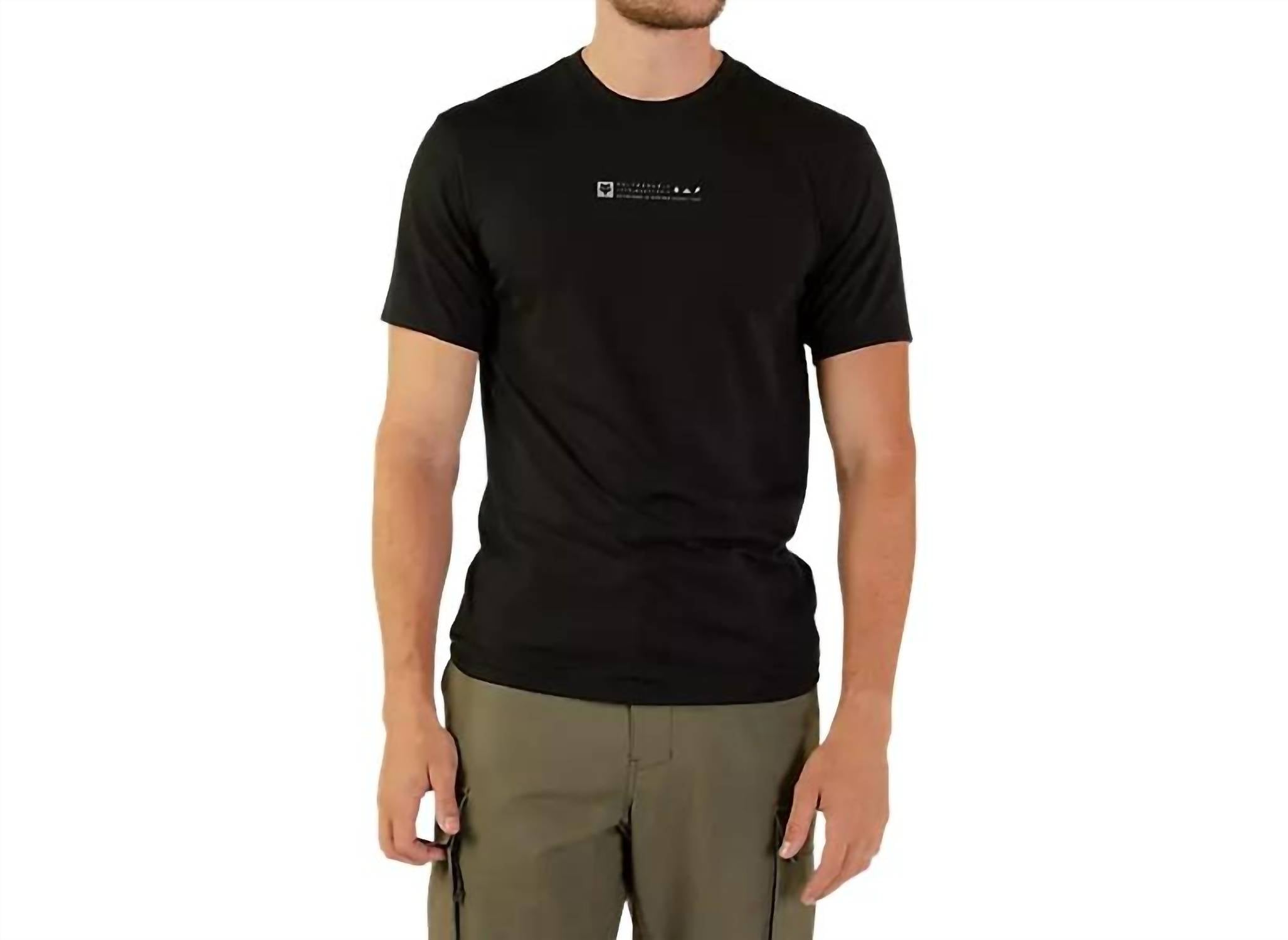 Базовый технический футболка с коротким рукавом в черном цвете Fox Racing
Базовый технический футболка с коротким рукавом в черном цвете Fox Racing