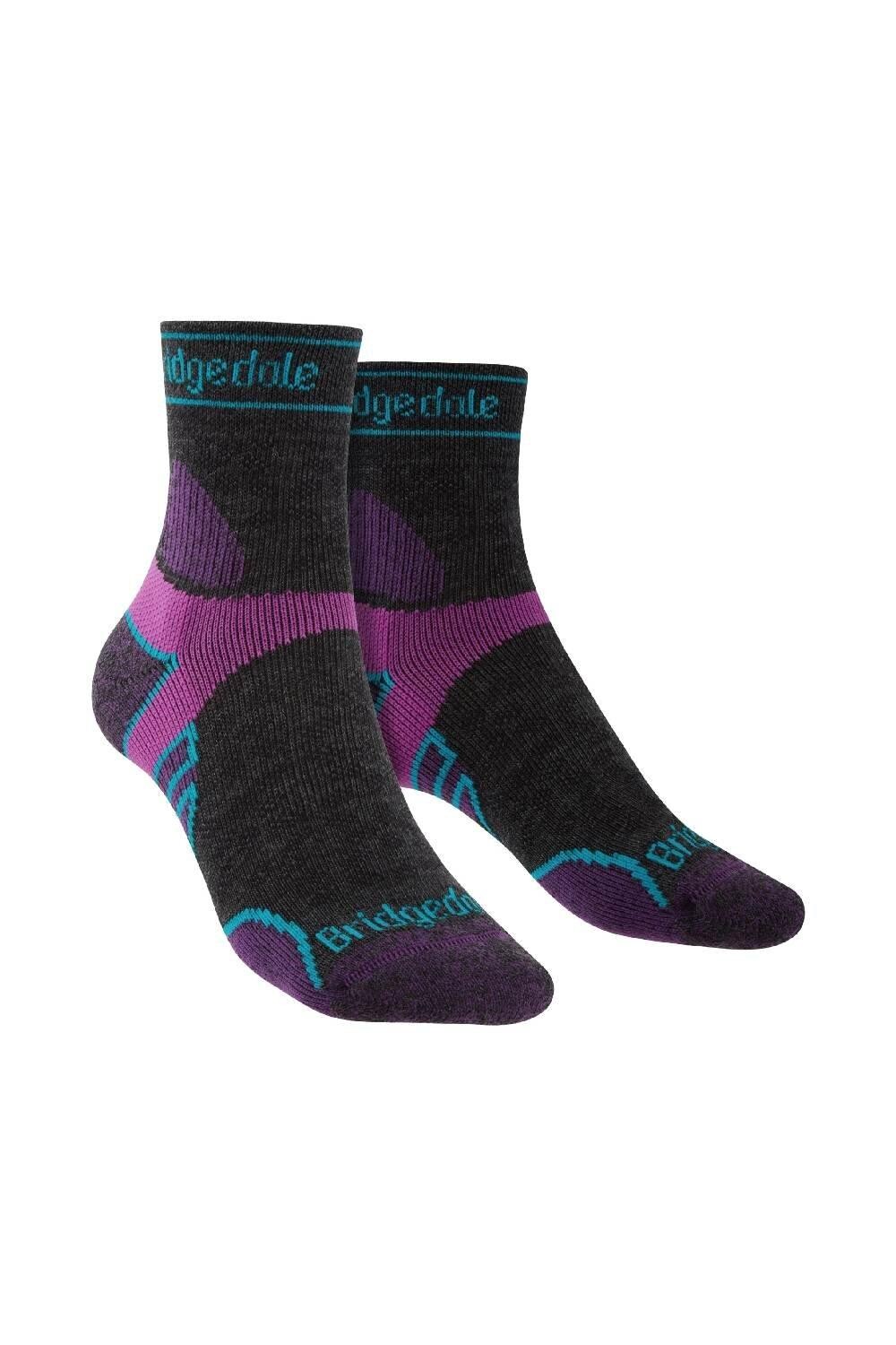 Легкие носки для бега T2 Sport 3/4 из мериносовой шерсти Bridgedale, серый
Легкие носки для бега T2 Sport 3/4 из мериносовой шерсти Bridgedale, серый