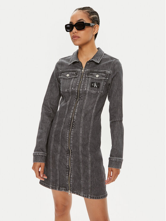 Джинсовое платье regular fit J20J223667 Calvin Klein Jeans, синий
Джинсовое платье regular fit J20J223667 Calvin Klein Jeans, синий