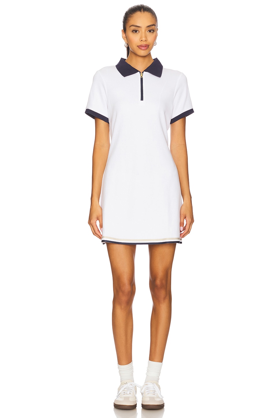 Платье Valentina court длиной 33" Varley, white & blue nights
Платье Valentina court длиной 33" Varley, white & blue nights