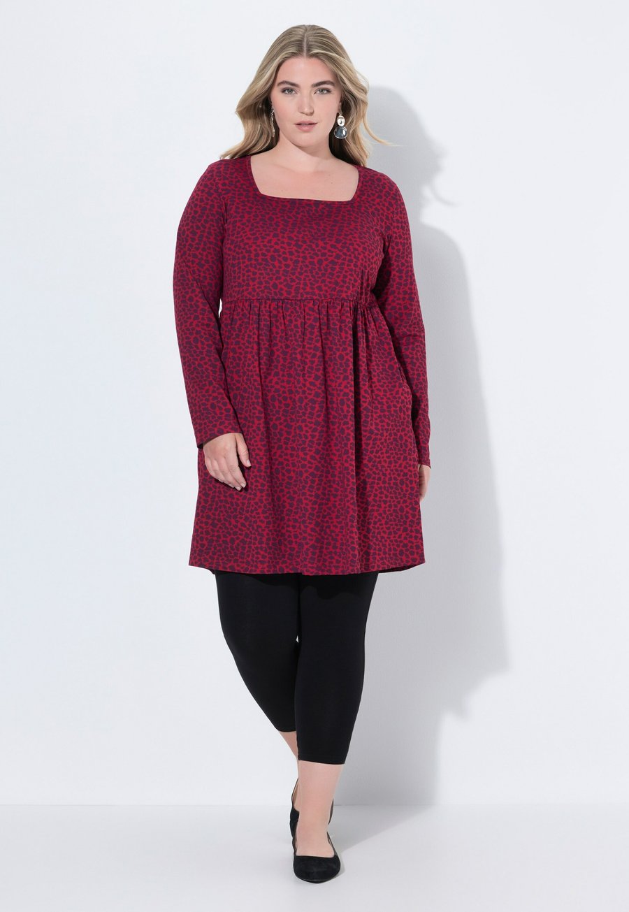 Топ Ulla Popken Long sleeved top, Ruby Red/Red
Топ Ulla Popken Long sleeved top, Ruby Red/Red