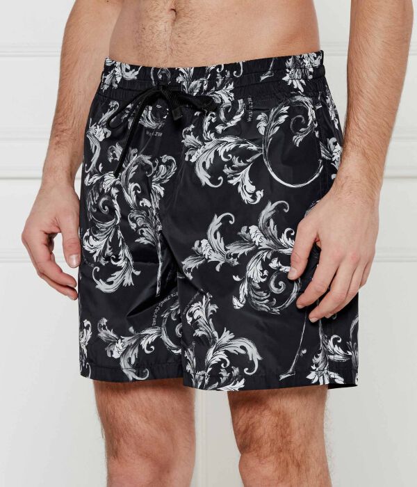 Шорты для плавания Versace Jeans Couture в стиле барокко, черный
Шорты для плавания Versace Jeans Couture в стиле барокко, черный