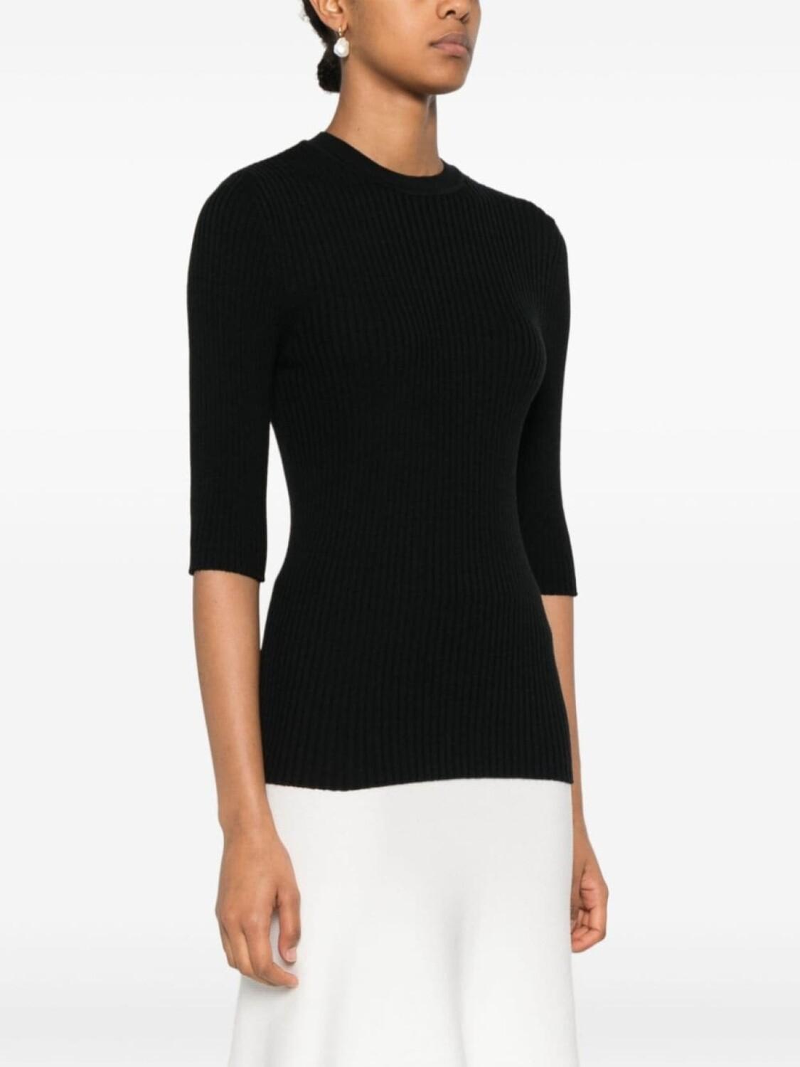 Antonino Valenti свитер Chandra, черный
Antonino Valenti свитер Chandra, черный