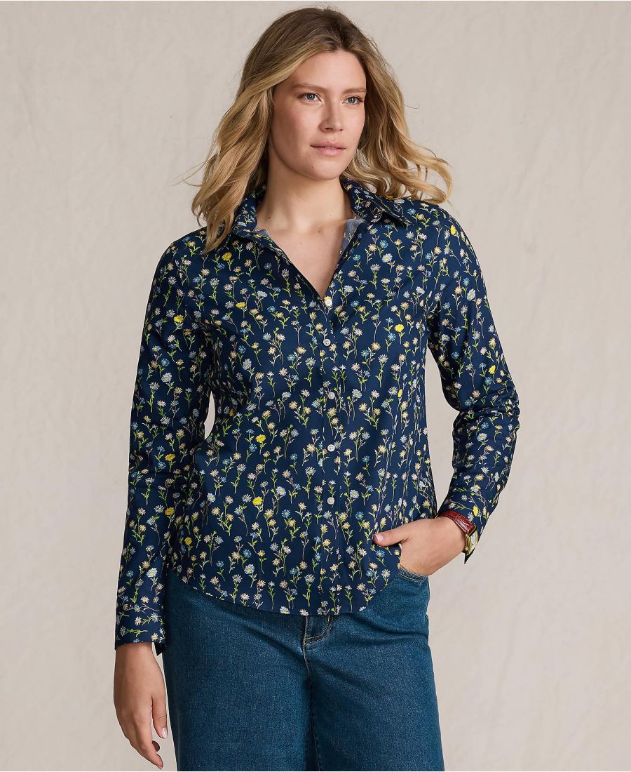 Женская рубашка без глажки на пуговицах спереди Lands' End, Deep sea navy daisies
Женская рубашка без глажки на пуговицах спереди Lands' End, Deep sea navy daisies