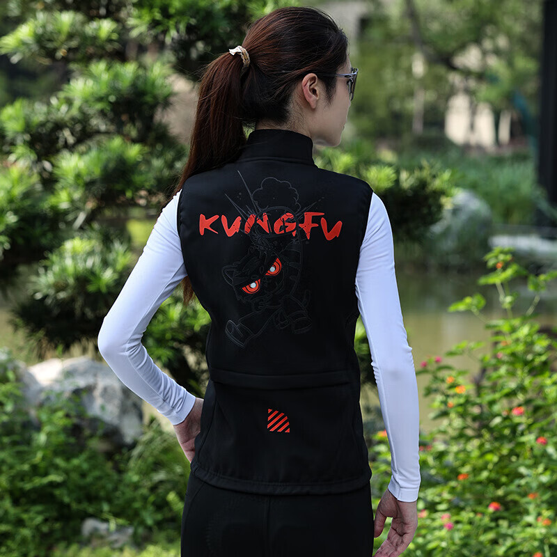 Женский жилет Mountainpeak ветрозащитный велосипедный на молнии с принтом, черный
Женский жилет Mountainpeak ветрозащитный велосипедный на молнии с принтом, черный