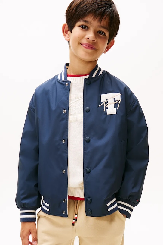 Детская двусторонняя куртка-бомбер Tommy Hilfiger, темно-синий
Детская двусторонняя куртка-бомбер Tommy Hilfiger, темно-синий
