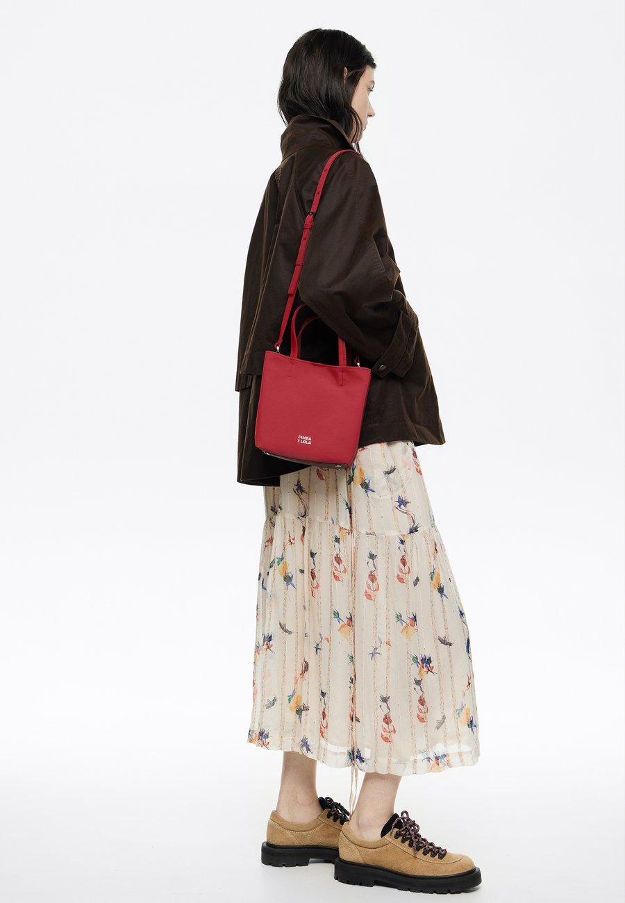 Сумка Bimba Y Lola Handbag, Rojo Oscuro/Dark Red
Сумка Bimba Y Lola Handbag, Rojo Oscuro/Dark Red