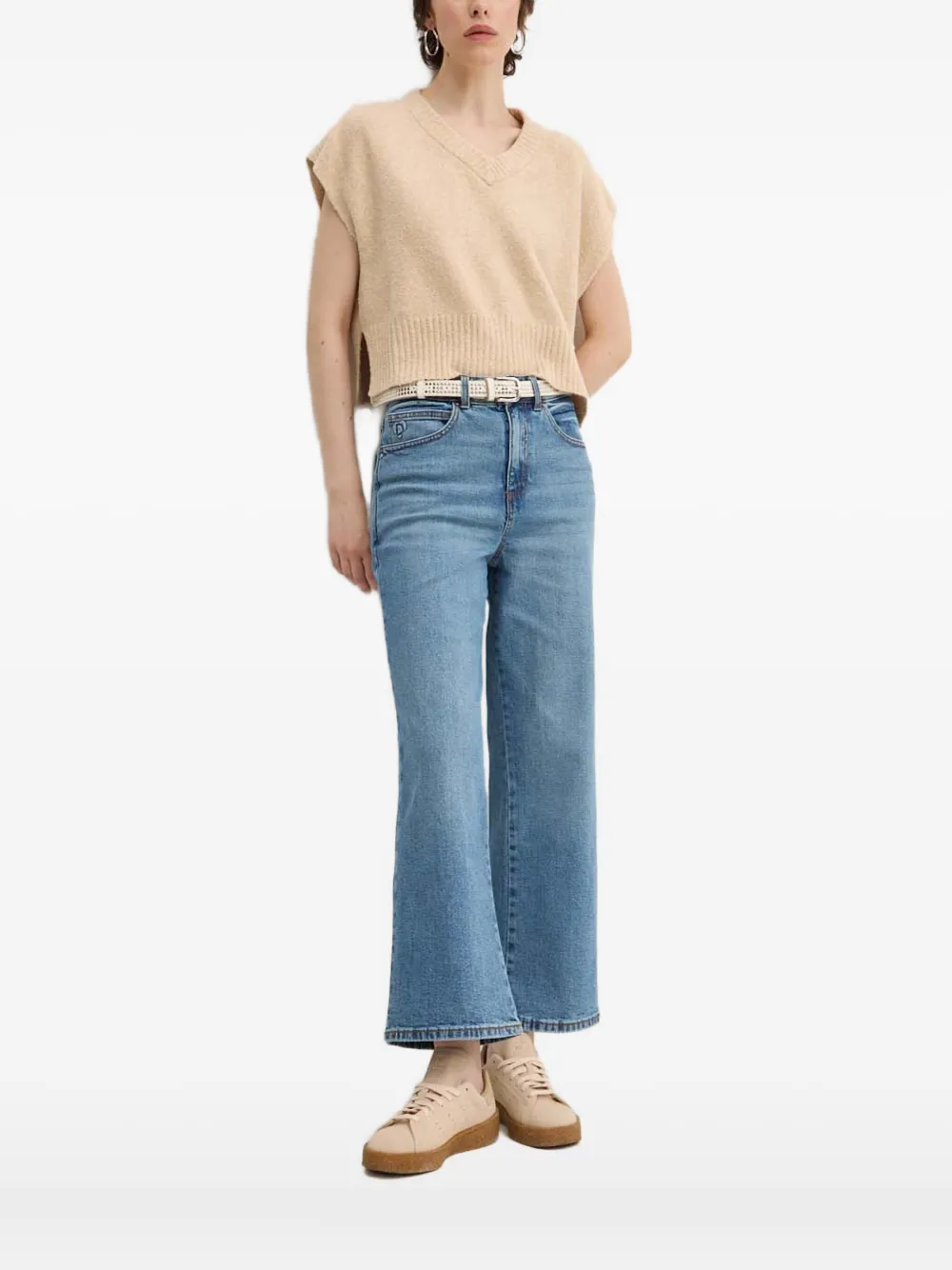 Топ в рубчик с V-образным вырезом Hugo, бежевый
Топ в рубчик с V-образным вырезом Hugo, бежевый