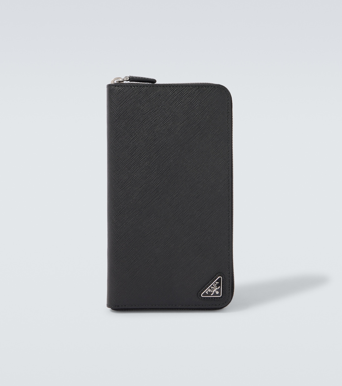 Кошелёк из кожи Saffiano с логотипом Prada, черный
Кошелёк из кожи Saffiano с логотипом Prada, черный