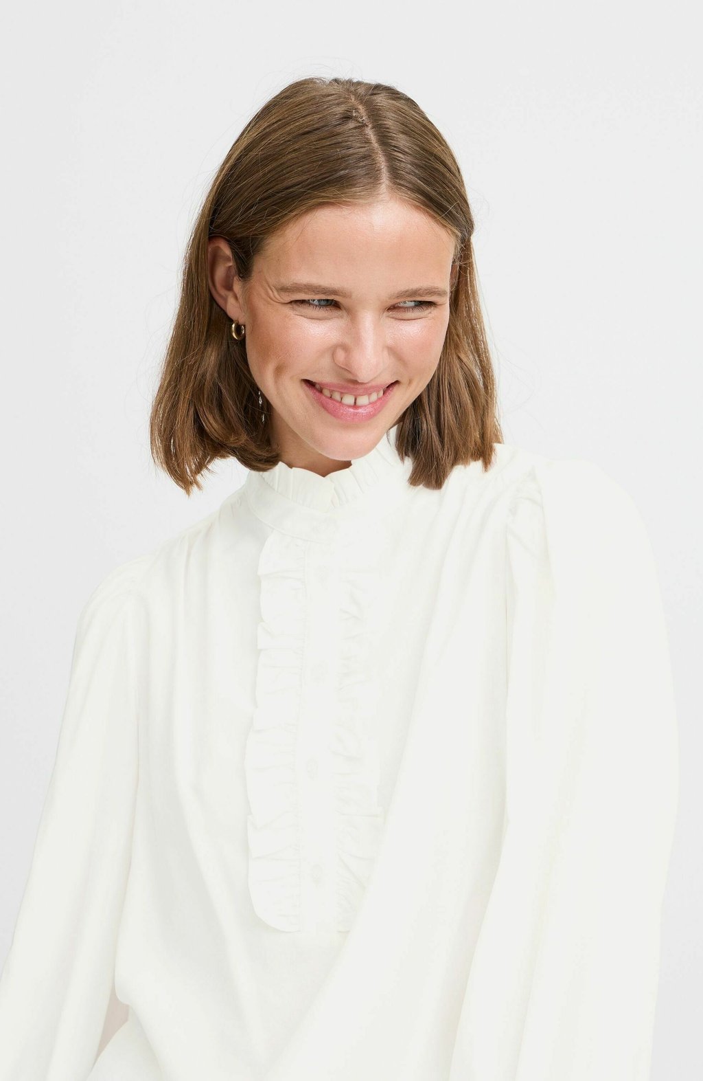 Блуза BYFENJA b.young, белый
Блуза BYFENJA b.young, белый