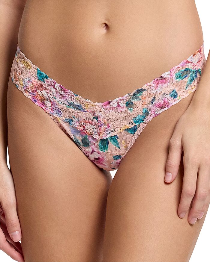 Трусы-стринги с кружевом и принтом "подпись" Hanky Panky, красный
Трусы-стринги с кружевом и принтом "подпись" Hanky Panky, красный