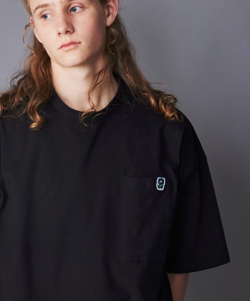 Футболка, крой оверсайз, бренд Rehacer, цвет черный
Футболка, крой оверсайз, бренд Rehacer, цвет черный