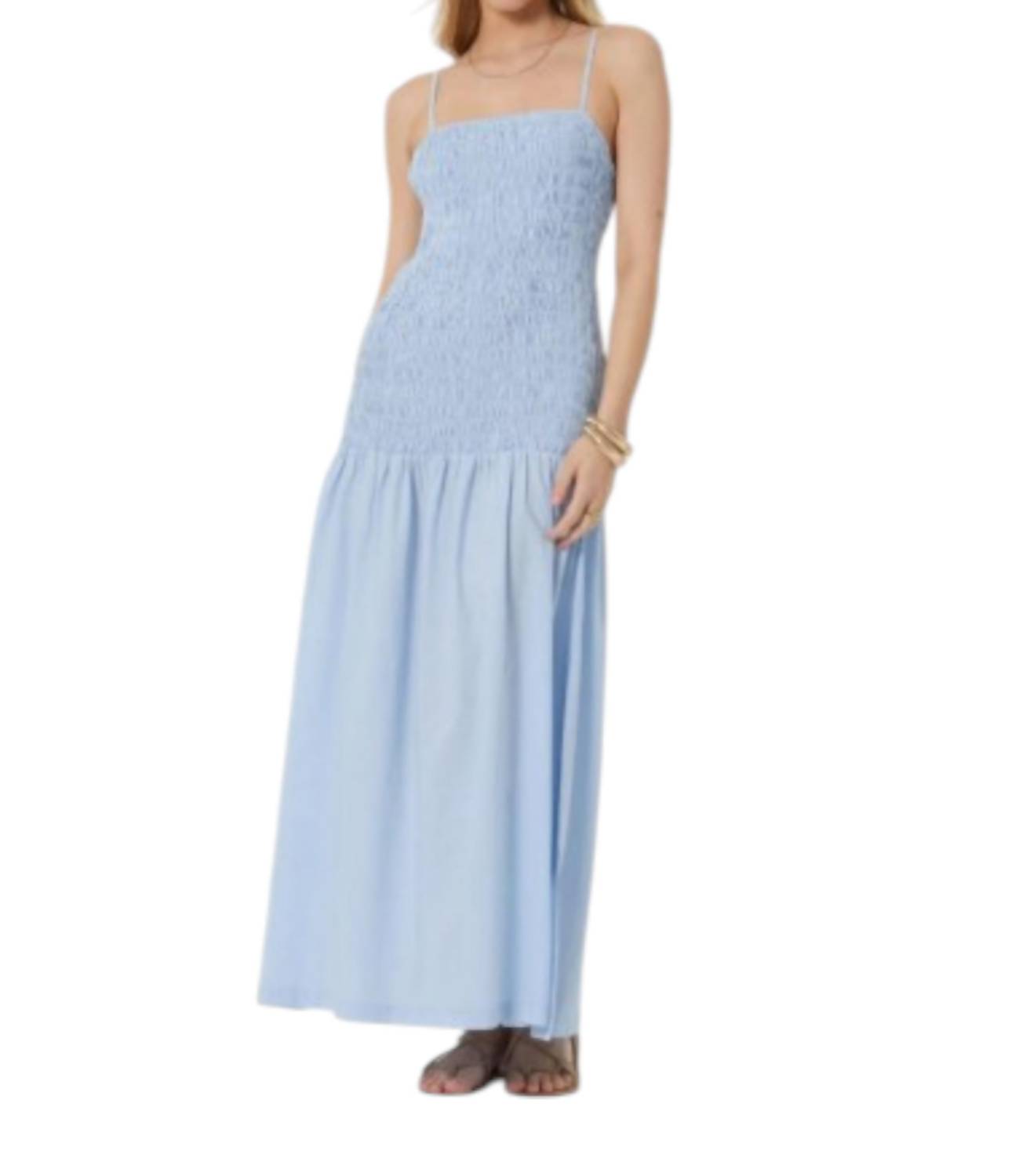 Смокинговое макси-платье в васильковом цвете Young fabulous & broke, синий
Смокинговое макси-платье в васильковом цвете Young fabulous & broke, синий