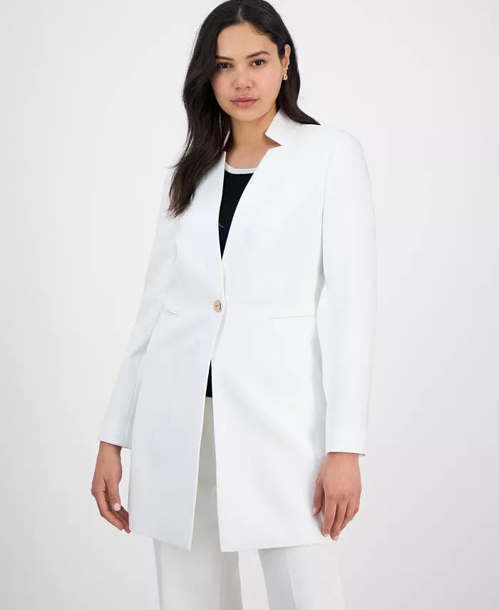 Женский твиловый жакет с вырезом лацканом и одной пуговицей Tahari ASL, белый
Женский твиловый жакет с вырезом лацканом и одной пуговицей Tahari ASL, белый