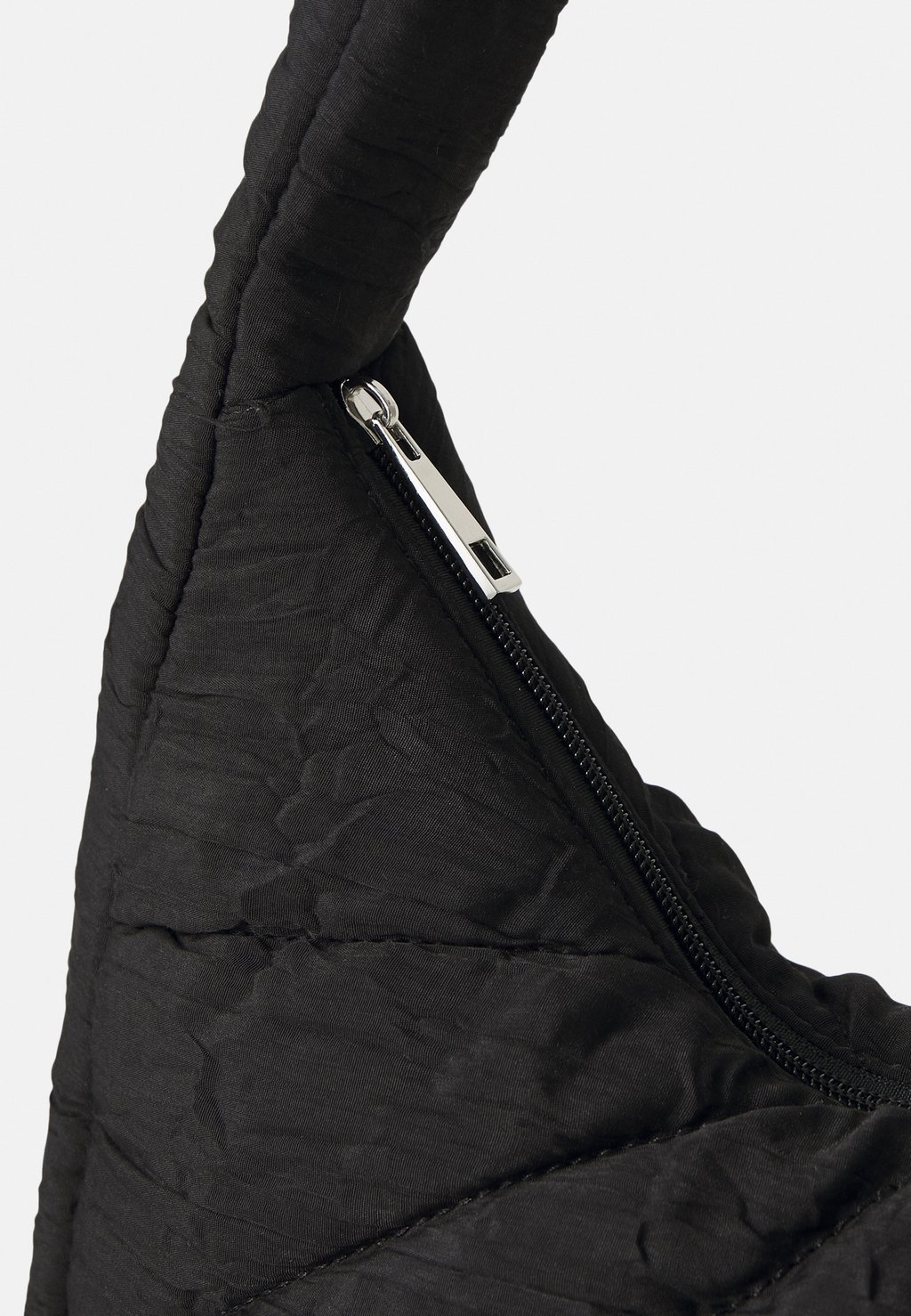 Сумка-тоут Even&Odd, черный
Сумка-тоут Even&Odd, черный