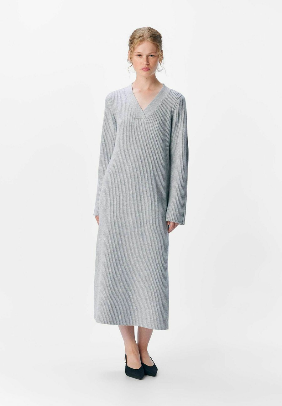 Платье Object Jumper dress, Light Grey Melange/Light Grey
Платье Object Jumper dress, Light Grey Melange/Light Grey